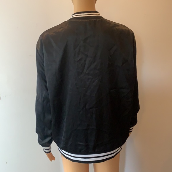 Victoria’s Secret pink snap up jacket. - Picture 3 of 6